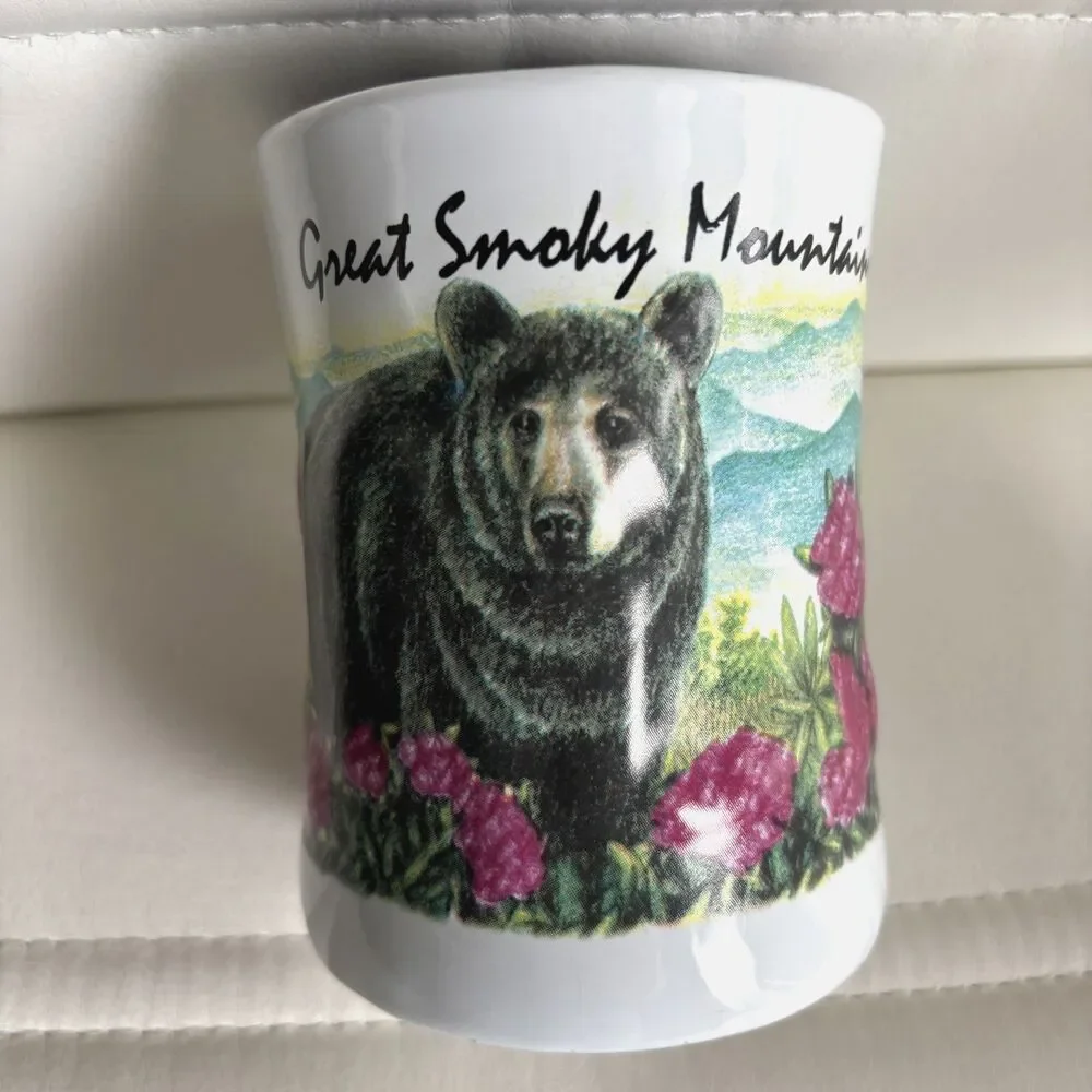 Great Smoky Mountains Black Bear Ceramic Coffee Mug Black Interior Souvenir Cup